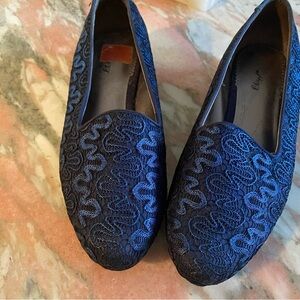 Trotters Navy Blue Lace Loafers